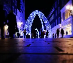 Como funciona a torre de iluminação noturna? Entenda! Como funciona a torre de iluminação noturna