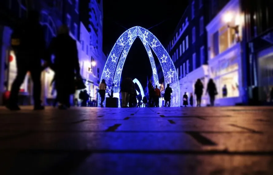 Como funciona a torre de iluminação noturna? Entenda! Como funciona a torre de iluminação noturna