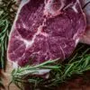Diferenças entre as carnes brasileiras e argentinas: sabores, cortes e tradições Diferenças entre as carnes brasileiras e argentinas: sabores, cortes e tradições