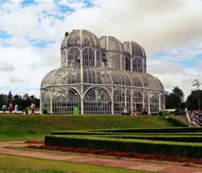 Como escolher uma corretora em Curitiba