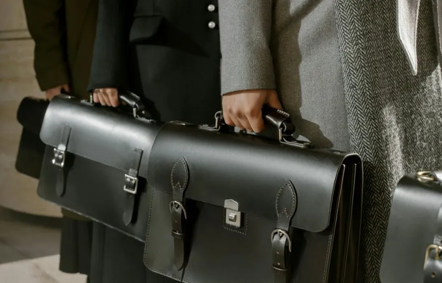 5 acessórios que não podem sair da sua bolsa de trabalho