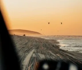 Descubra onde fica a Praia do Preá e suas belezas escondidas