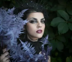 Maquiagem gótica: ideias e como escolher cores