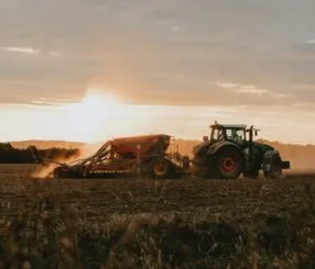 O papel das máquinas no dia a dia de quem cultiva alimentos