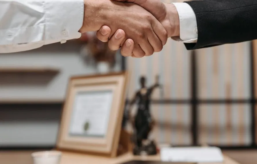 Ofereça seu serviço com empatia e sem insistência