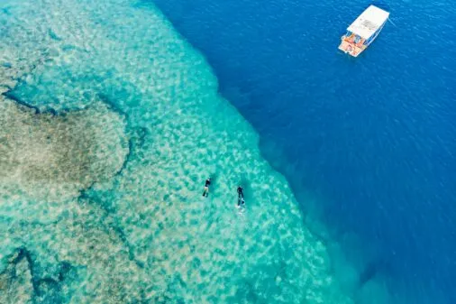 Praias vizinhas: Muro Alto, Maracaípe, Cupe e Camboa