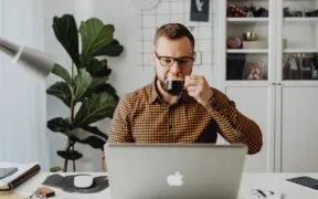 Quanto ganha um personal organizer no Brasil? Descubra!