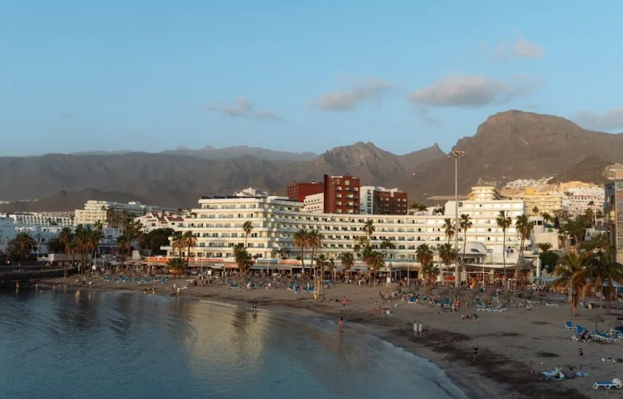 Descubra onde fica a Praia de Iracema e suas atrações