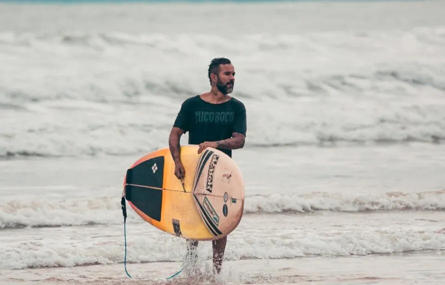 Descubra onde fica a Praia do Tombo no Guarujá Descubra onde fica a Praia do Tombo no Guarujá