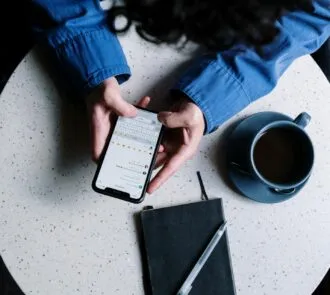 Como fazer figurinhas de WhatsApp com foto