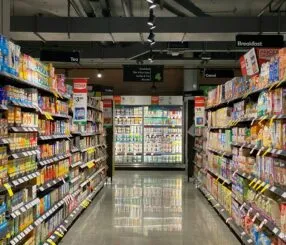 Por dentro do supermercado: Como funciona o estoque que você nunca vê