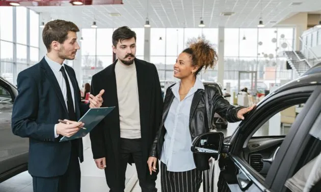 Como empreender com carros: Guia definitivo para seu negócio automotivo