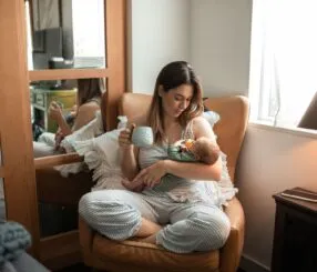 Como Escolher uma Poltrona de Amamentação: Guia Completo para Mais Conforto